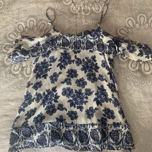 Day trip cold shoulder top.